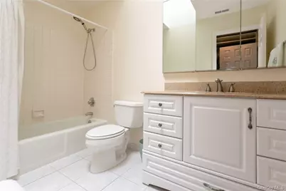 118 Stone Bridge Square #118, Chappaqua, NY 10514 - Photo 15