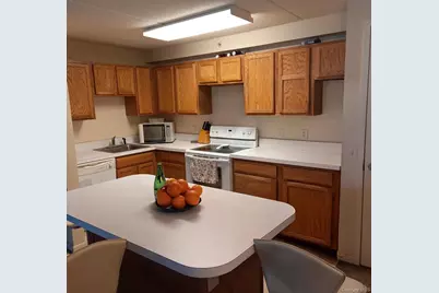 7914 Rockaway Beach Boulevard #2R, Rockaway Beach, NY 11693 - Photo 5