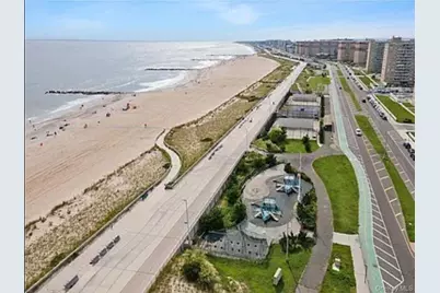 7914 Rockaway Beach Boulevard #2R, Rockaway Beach, NY 11693 - Photo 3