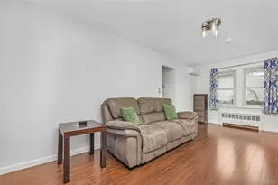 6 Dean St, Farmingdale, NY 11735 - Photo 3