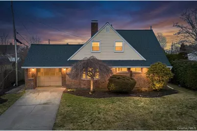 7 Constable Lane, Levittown, NY 11756 - Photo 1