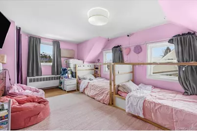 7 Constable Lane, Levittown, NY 11756 - Photo 17