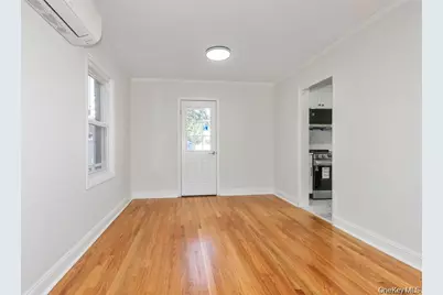 25105 51st Avenue, Little Neck, NY 11362 - Photo 7