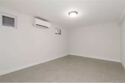 25105 51st Avenue, Little Neck, NY 11362 - Photo 19