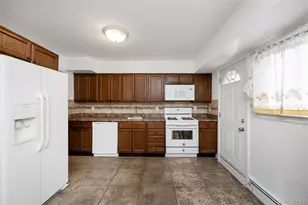 120-31 Francis Lewis Blvd, Cambria Heights, NY 11411 - Photo 13