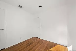 24 Elderberry Rd, Syosset, NY 11791 - Photo 23