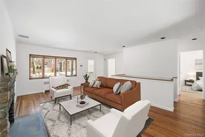 24 Elderberry Road, Syosset, NY 11791 - Photo 3