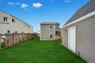 52 Halycon Rd, Lindenhurst, NY 11757 - Photo 3