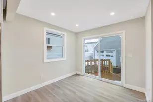 52 Halycon Rd, Lindenhurst, NY 11757 - Photo 13