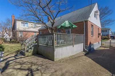 8610 250th Street, Bellerose, NY 11426 - Photo 29