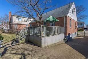 86-10 250th St, Bellerose, NY 11426 - Photo 29