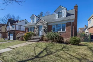 86-10 250th St, Bellerose, NY 11426 - Photo 3