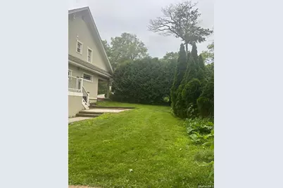 32 City Terrace N, Newburgh, NY 12550 - Photo 3