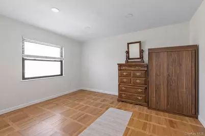 1197 E Broadway #K11, Hewlett, NY 11557 - Photo 7