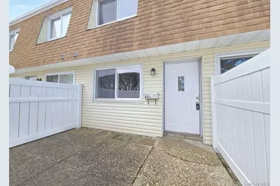 277 Storm Drive, Holtsville, NY 11742 - Photo 13