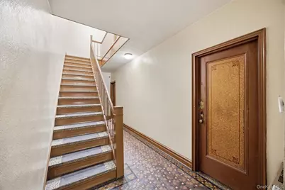 7861 75th Street, Glendale, NY 11385 - Photo 15