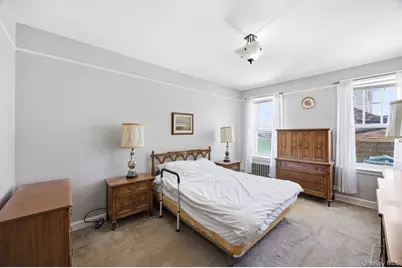 7861 75th Street, Glendale, NY 11385 - Photo 17