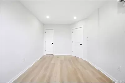 2257 Hampden Place, Bronx, NY 10468 - Photo 21