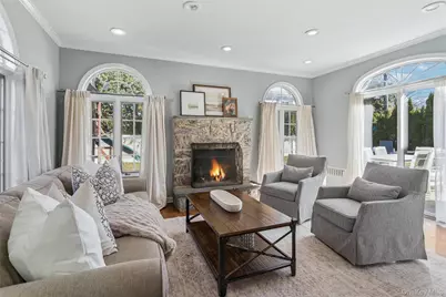 87 Wyatt Road, Garden City, NY 11530 - Photo 7