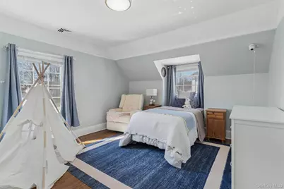 87 Wyatt Road, Garden City, NY 11530 - Photo 21