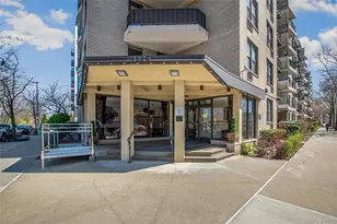 1874 Pelham Pkwy S, Bronx, NY 10461 - Photo 17