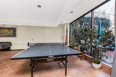 1874 Pelham Parkway S #4A, Bronx, NY 10461 - Photo 11