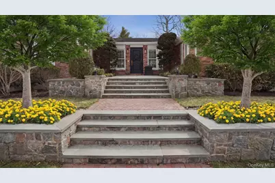 16 Daniel Lane, Dix Hills, NY 11746 - Photo 1