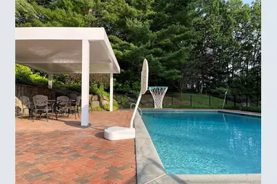 16 Daniel Lane, Dix Hills, NY 11746 - Photo 37