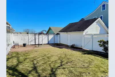 12 Irenhyl Avenue, Port Chester, NY 10573 - Photo 17