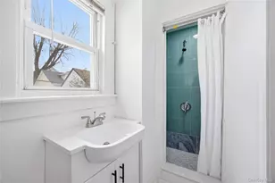 93-31 215th St, Queens Village, NY 11428 - Photo 9