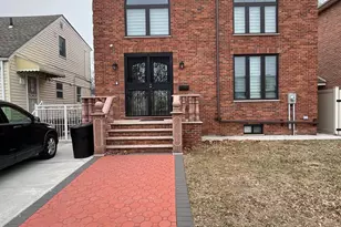 49-20 167th St, Fresh Meadows, NY 11365 - Photo 17