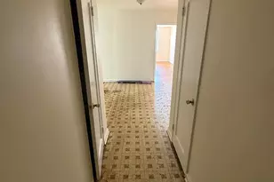 105-38 63rd Dr, Forest Hills, NY 11375 - Photo 17