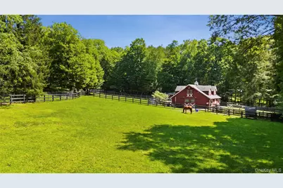 48 Davids Way, Bedford Hills, NY 10507 - Photo 3