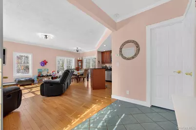 8 Garrett Place, Carmel, NY 10512 - Photo 5