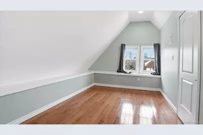 56 Northumberland, Lynbrook, NY 11563 - Photo 23