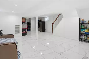 56 Northumberland, Lynbrook, NY 11563 - Photo 23