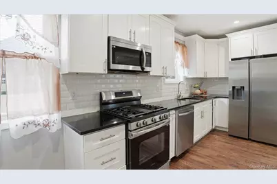 56 Northumberland, Lynbrook, NY 11563 - Photo 7