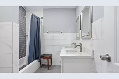 56 Northumberland, Lynbrook, NY 11563 - Photo 19