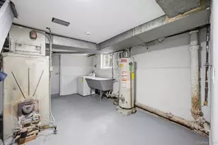 1739 W 9th St, Brooklyn, NY 11223 - Photo 23