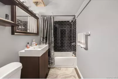 94-33 111th Street, Richmond Hill, NY 11419 - Photo 15