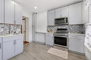 94-33 111th St, Richmond Hill, NY 11419 - Photo 5