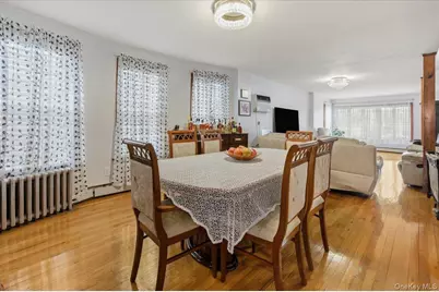 94-33 111th Street, Richmond Hill, NY 11419 - Photo 3