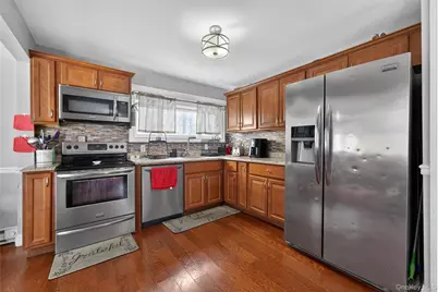 110 S Montgomery Street, Walden, NY 12586 - Photo 15