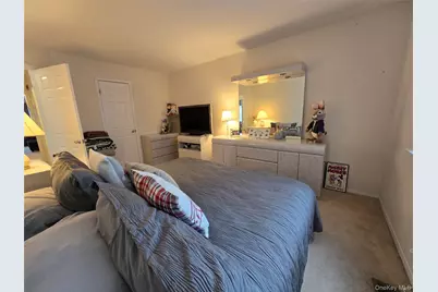 142 Farm House Court, Manorville, NY 11949 - Photo 33