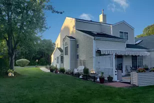 142 Farm House Ct, Manorville, NY 11949 - Photo 9