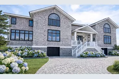 605 Dune Road, Westhampton, NY 11977 - Photo 3