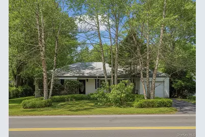 64 Middleneck Road, Roslyn, NY 11576 - Photo 1