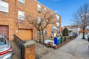 25-04 42nd St, Astoria, NY 11103 - Photo 3