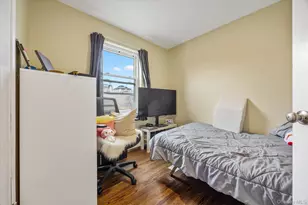 25-04 42nd St, Astoria, NY 11103 - Photo 29