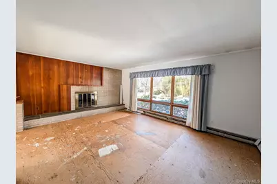 5180 Sound Avenue, Mattituck, NY 11952 - Photo 3